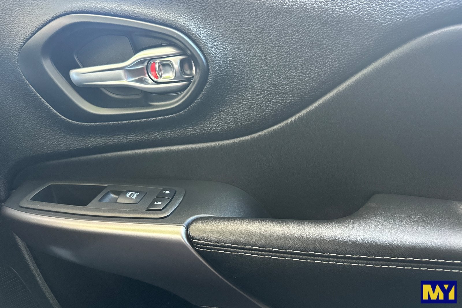 2021 Jeep Cherokee Latitude Lux FWD