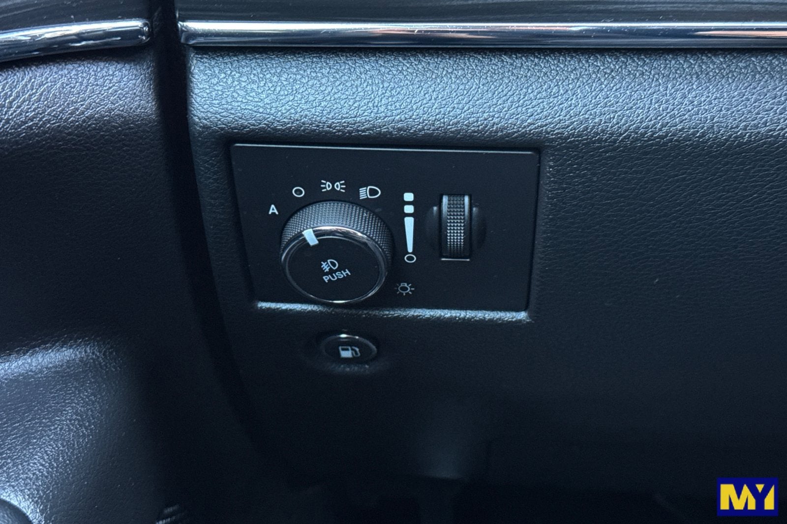 2020 Jeep Grand Cherokee Limited 4x2