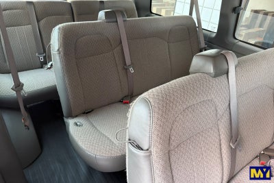 2025 Chevrolet Express Passenger 1LT