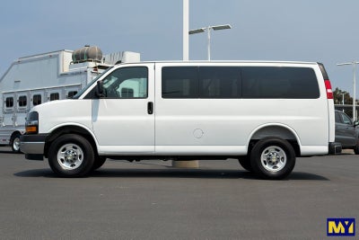 2025 Chevrolet Express Passenger 1LT