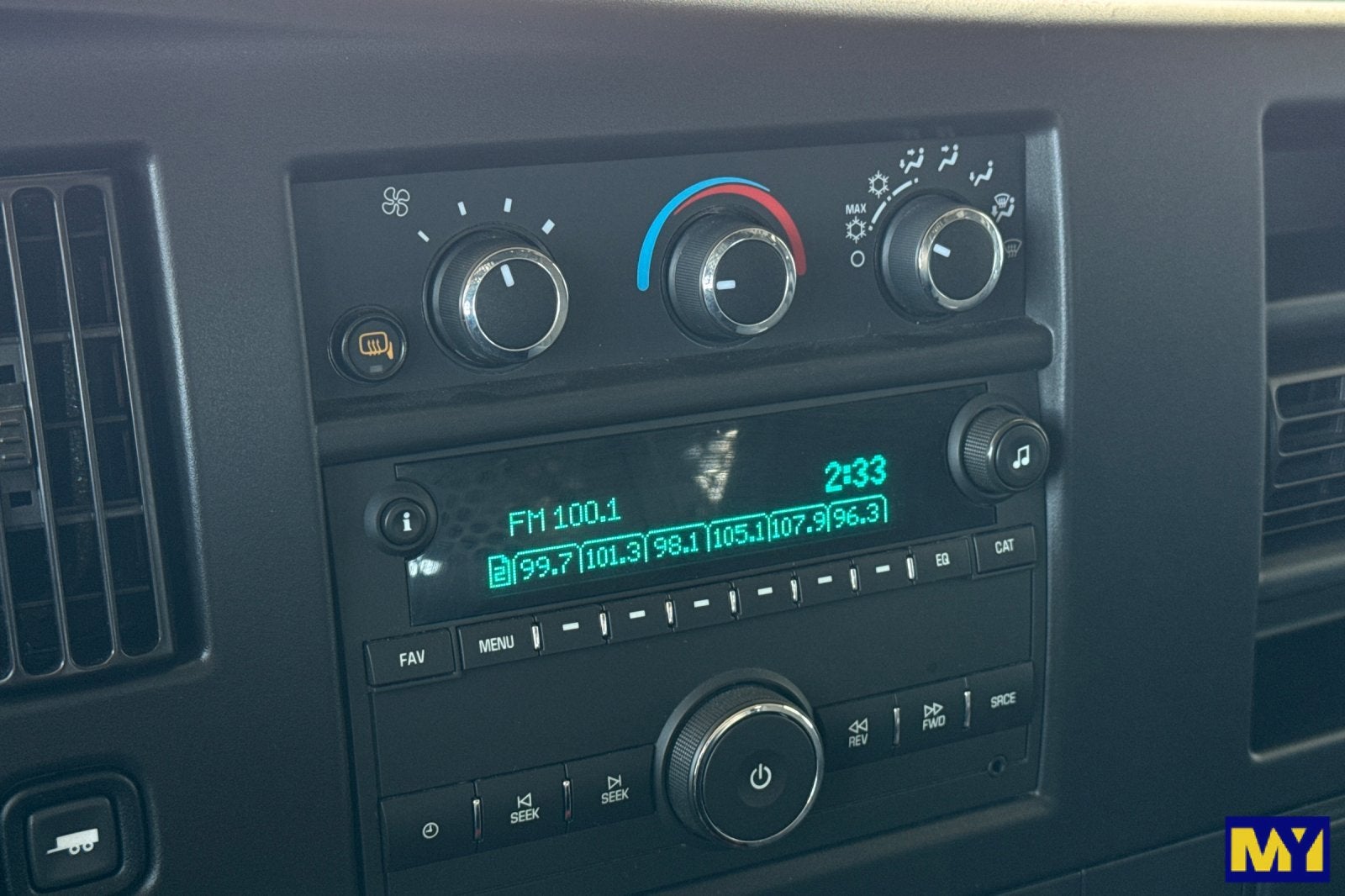 2024 Chevrolet Express Cargo 2500 WT