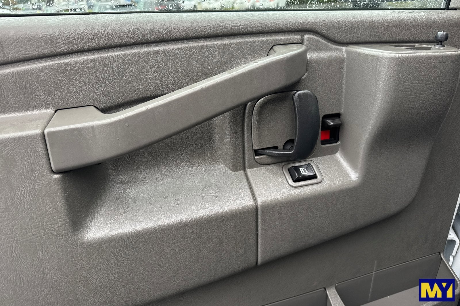 2024 GMC Savana Cargo 2500 Work Van