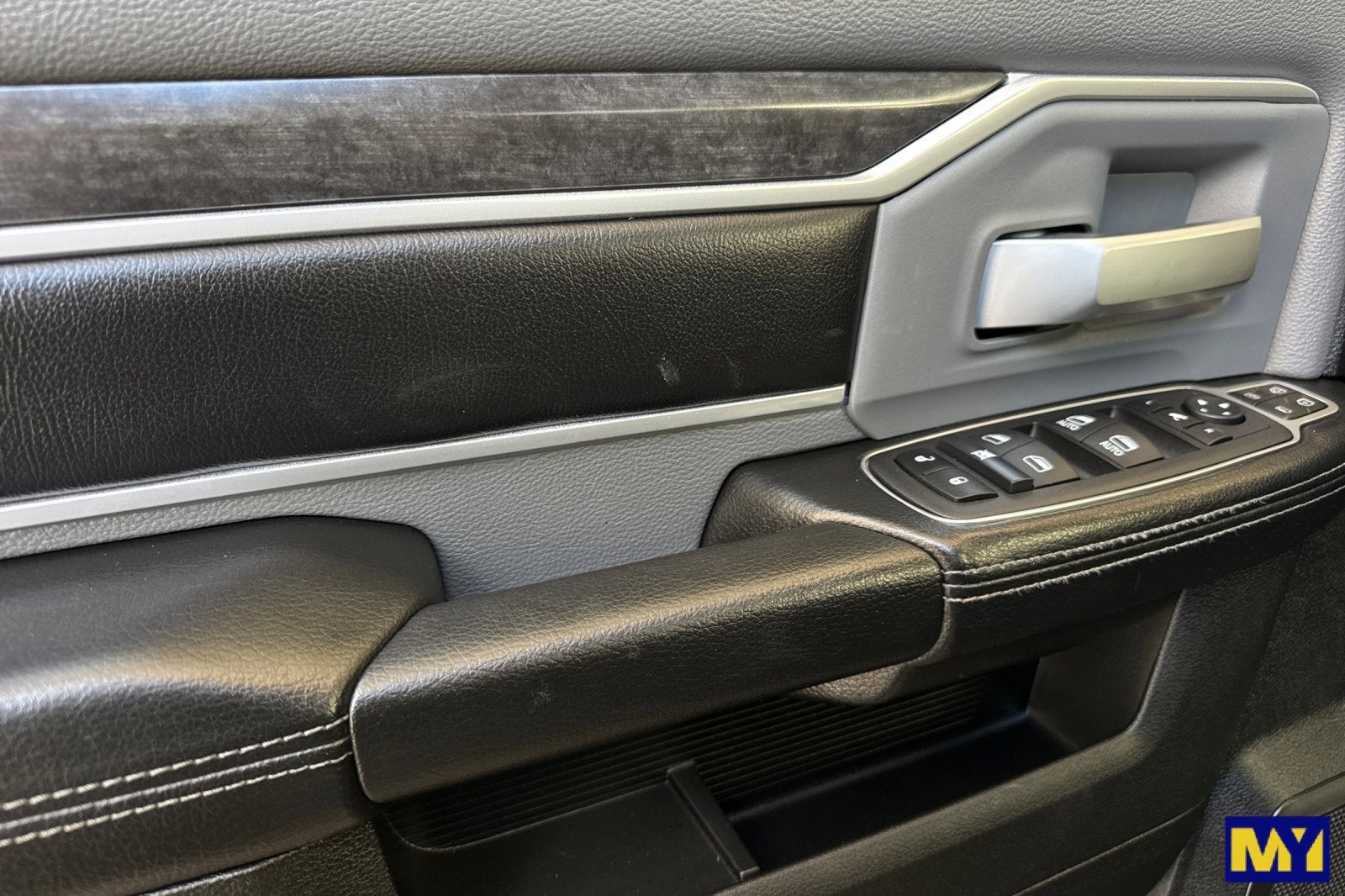 2023 RAM 3500 Big Horn Crew Cab 4x4 8' Box