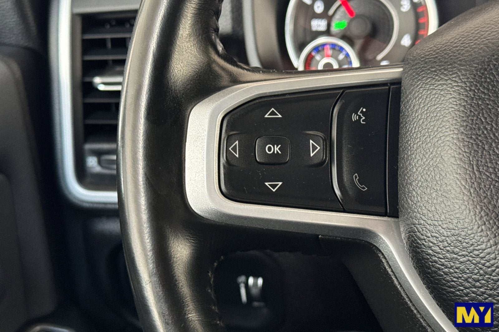 2023 RAM 3500 Big Horn Crew Cab 4x4 8' Box