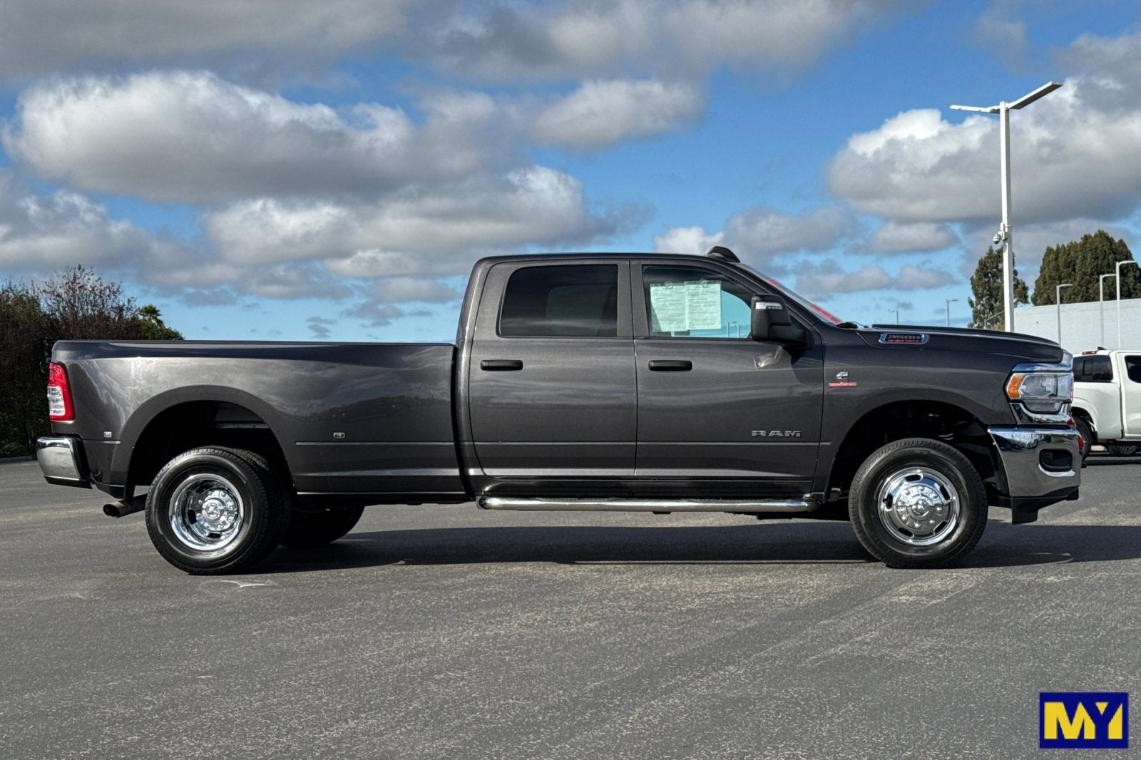 2023 RAM 3500 Big Horn Crew Cab 4x4 8' Box