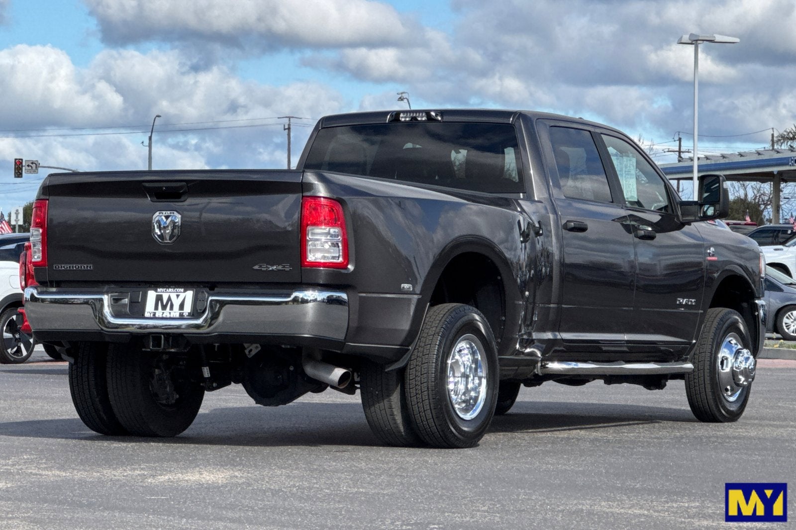 2023 RAM 3500 Big Horn Crew Cab 4x4 8' Box