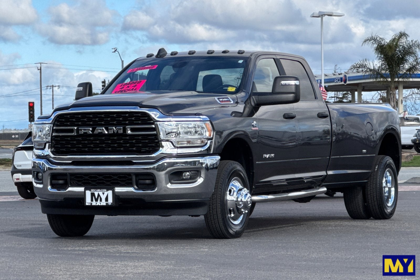 2023 RAM 3500 Big Horn Crew Cab 4x4 8' Box