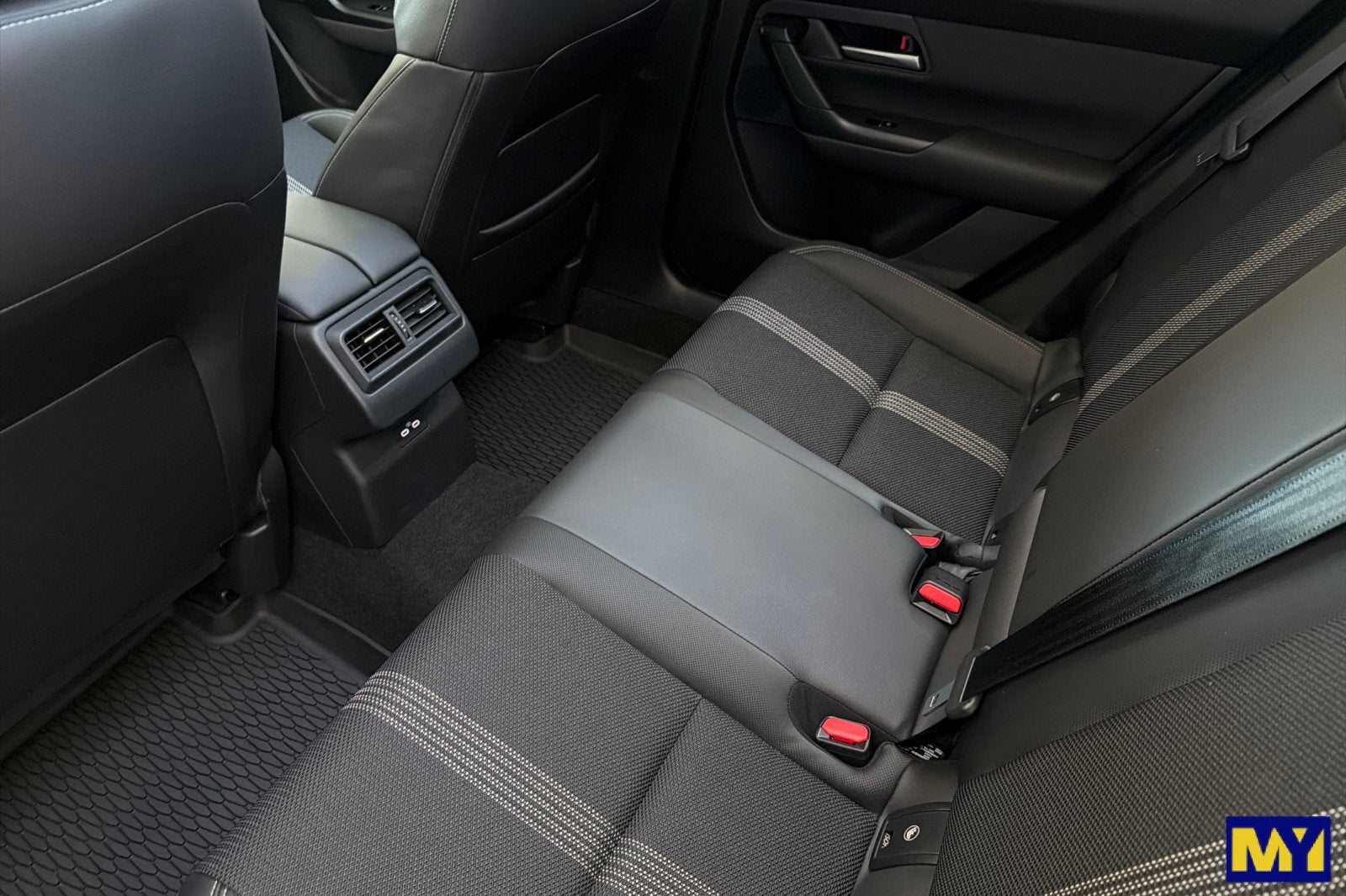 2025 Mazda Mazda CX-50 2.5 S Premium Package