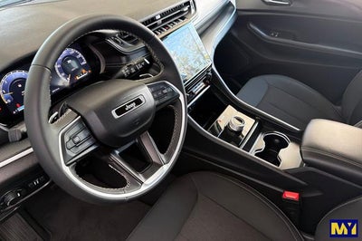 2024 Jeep Grand Cherokee Laredo X