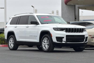 2022 Jeep Grand Cherokee L Laredo