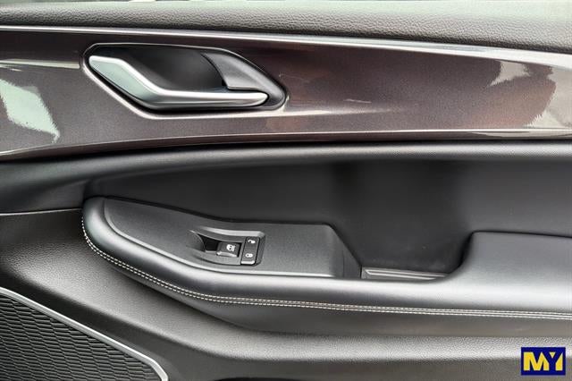 2022 Jeep Grand Cherokee L Laredo