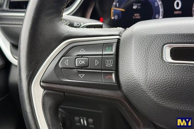 2022 Jeep Grand Cherokee L Laredo