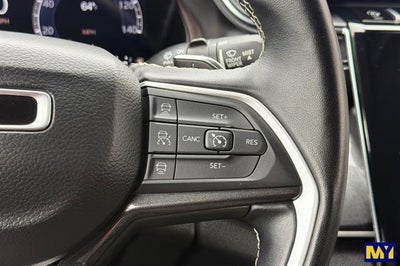 2022 Jeep Grand Cherokee L Laredo