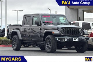 2024 Jeep Gladiator Sport S
