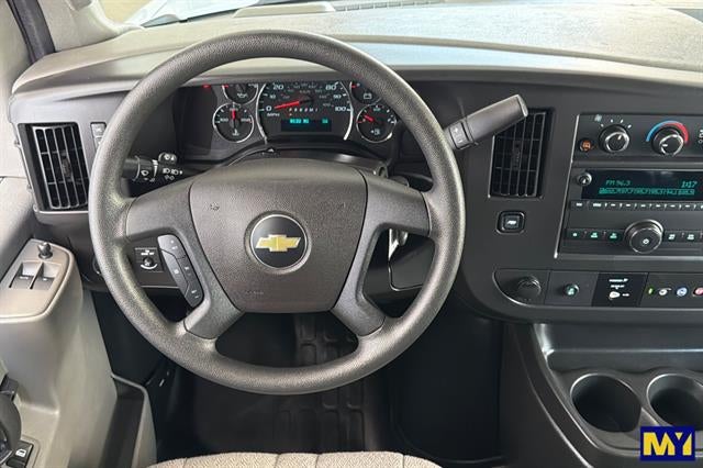 2025 Chevrolet Express Passenger LT