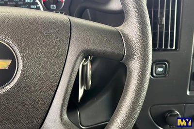 2025 Chevrolet Express Passenger LT