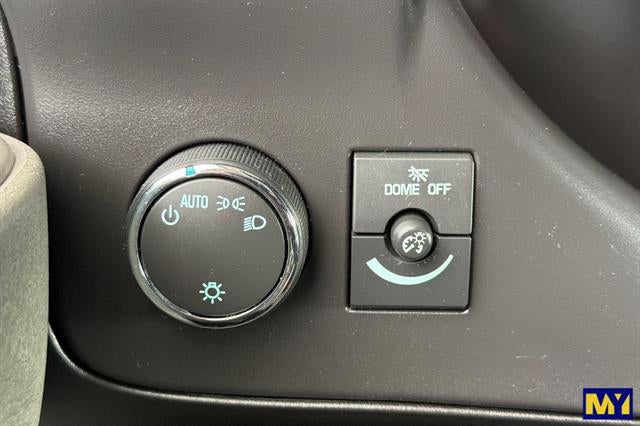 2025 Chevrolet Express Passenger LT