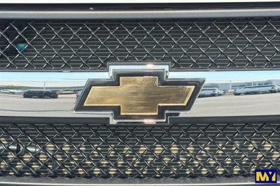 2025 Chevrolet Express Passenger LT