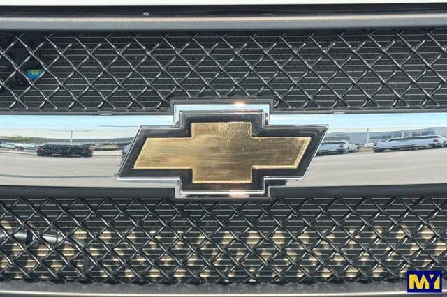 2025 Chevrolet Express Passenger LT