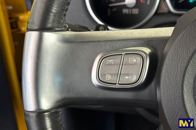 2005 Chevrolet SSR LS