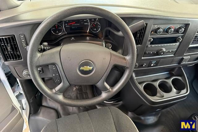 2025 Chevrolet Express Cargo Van RWD 2500 135"