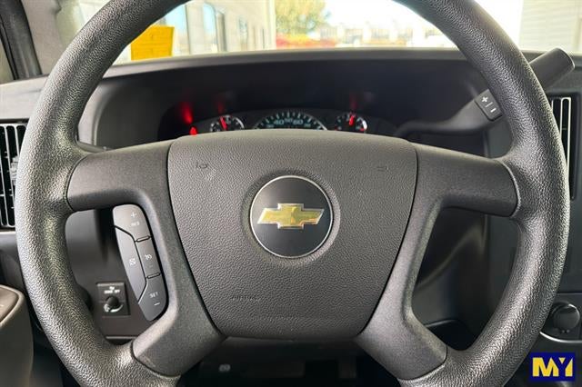 2025 Chevrolet Express Cargo Van RWD 2500 135"