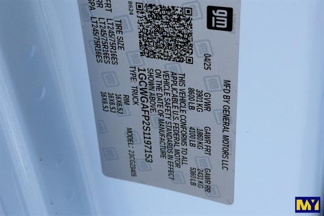 2025 Chevrolet Express Cargo Van RWD 2500 135"