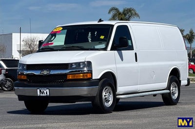 2024 Chevrolet Express Cargo Van RWD 2500 135"