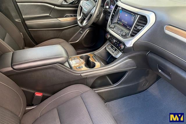 2021 GMC Acadia SLE