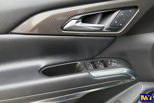 2025 Chevrolet Traverse AWD High Country