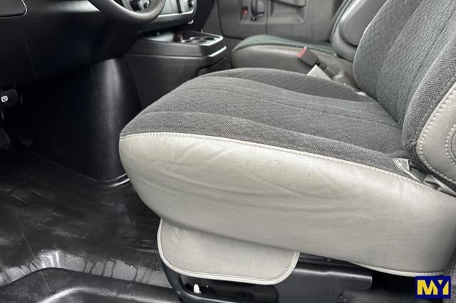 2024 GMC Savana Cargo Van RWD 2500 135"