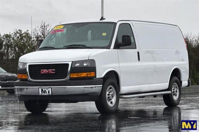 2024 GMC Savana Cargo Van RWD 2500 135"