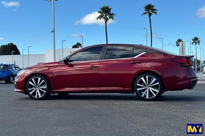 2022 Nissan Altima 2.5 SR