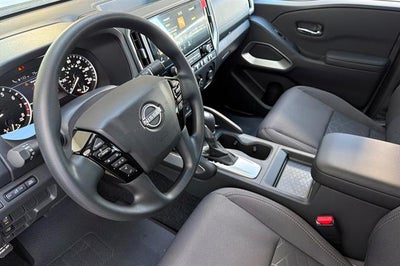 2027 Nissan Frontier SV