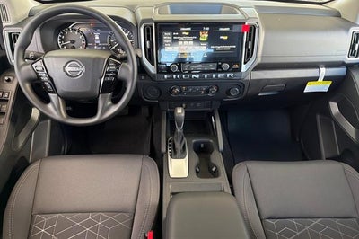 2027 Nissan Frontier SV