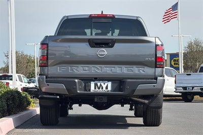 2026 Nissan Frontier SV