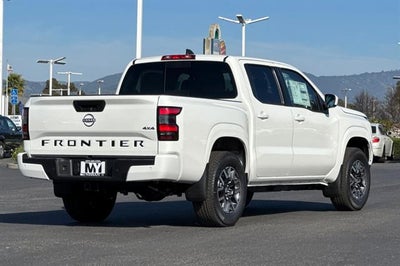 2026 Nissan Frontier SV