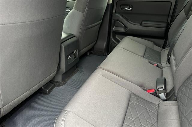 2026 Nissan Frontier Crew Cab Long Bed SV 4x2