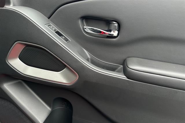 2026 Nissan Frontier Crew Cab Long Bed SV 4x2