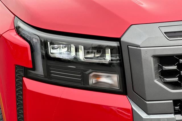 2026 Nissan Frontier Crew Cab Long Bed SV 4x2