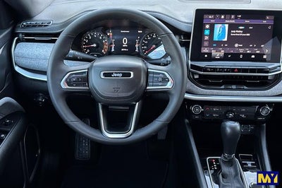 2023 Jeep Compass Latitude Lux