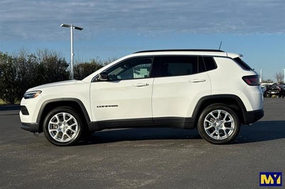 2023 Jeep Compass Latitude Lux