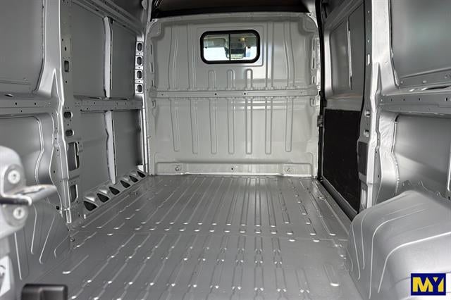 2026 RAM ProMaster Cargo Van Tradesman