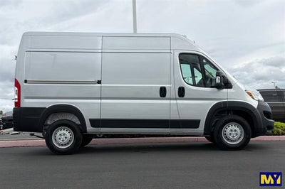 2026 RAM ProMaster Cargo Van Tradesman