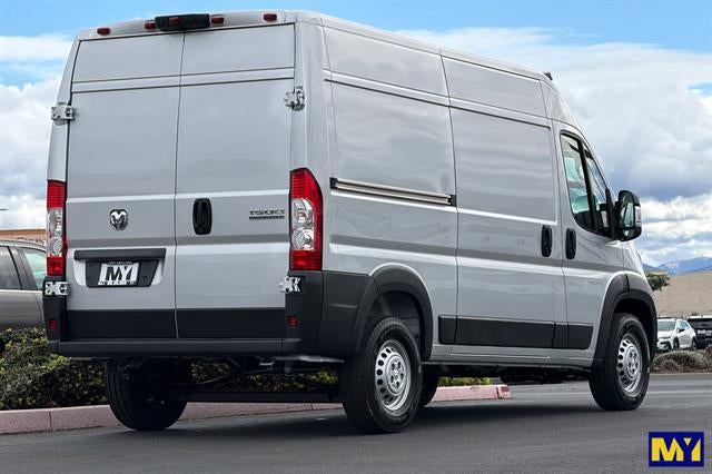 2026 RAM ProMaster Cargo Van Tradesman
