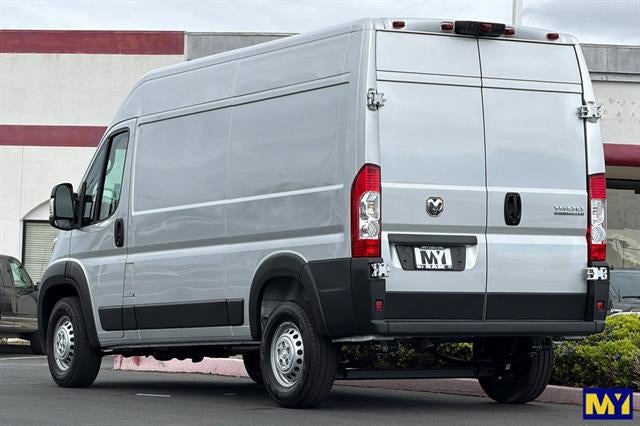 2026 RAM ProMaster Cargo Van Tradesman