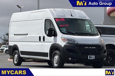 2026 RAM ProMaster Cargo Van Tradesman