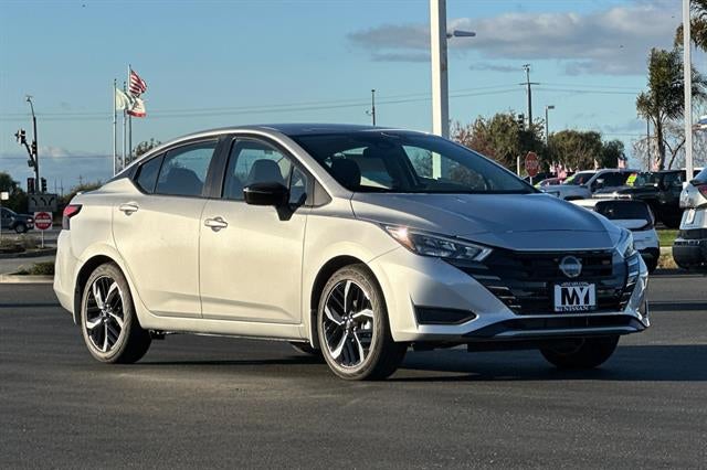 2025 Nissan Versa SR