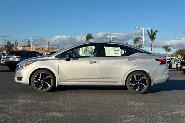 2025 Nissan Versa SR