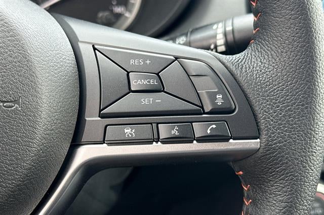 2025 Nissan Versa SR